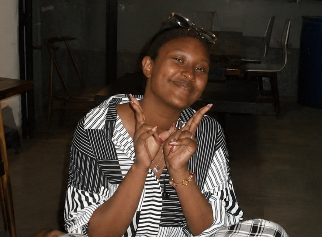 Eldana Tewodros, International Service